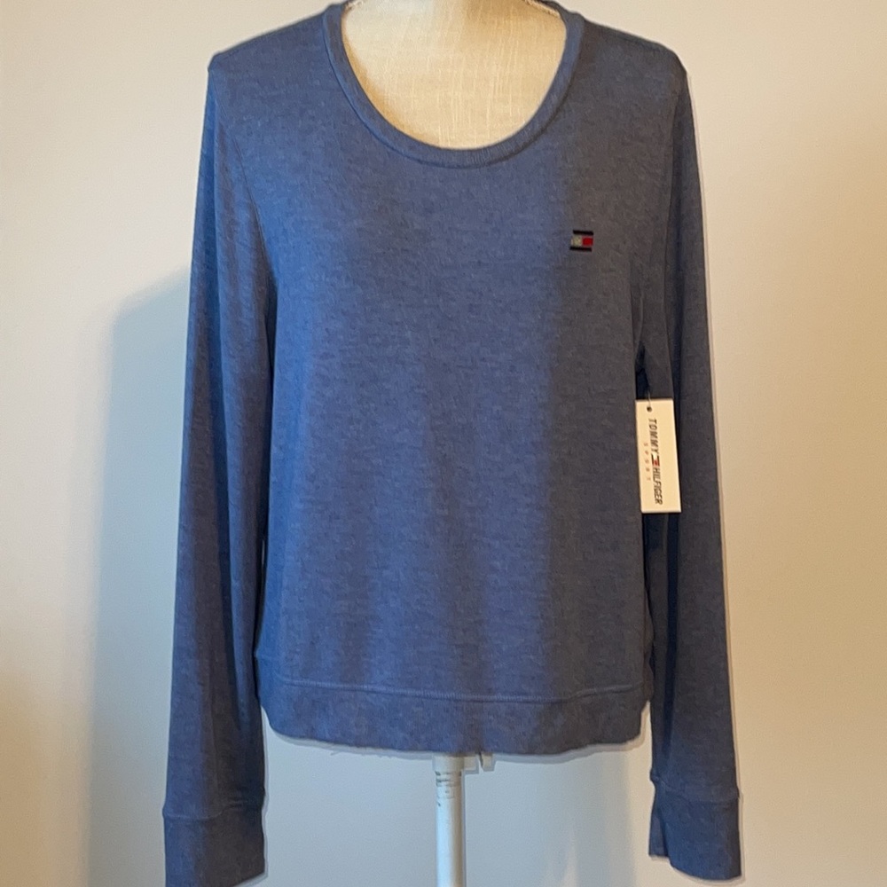 NWT Tommy Hilfiger Sport Long Sleeved Top - Picture 2 of 15